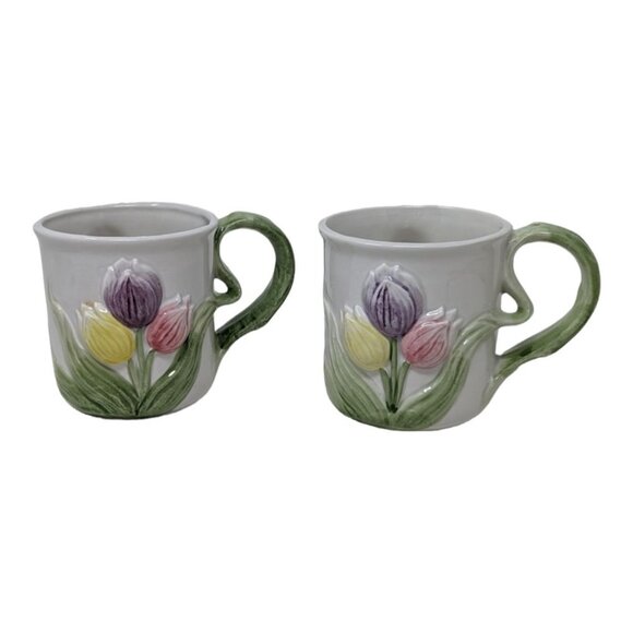 Pair of 2 Omnibus JAPAN 3D Embossed Spring Flowers Tulips Coffee Cup Mugs - Picture 1 of 6